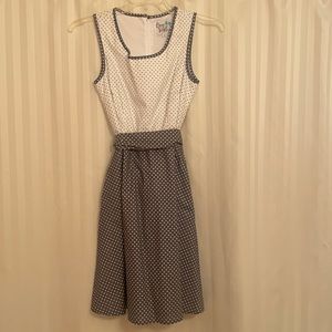 Gray and white, fit and flair dress with pockets!!